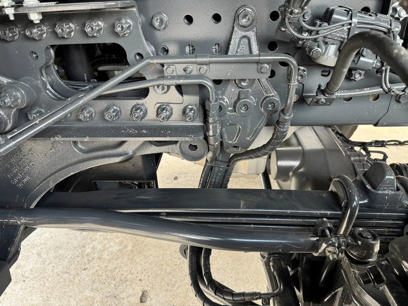 Nieuw Trekker Mercedes-Benz Arocs 4058 AS 6x6 Tractor Head 180T Push Pull EURO-3: afbeelding 13