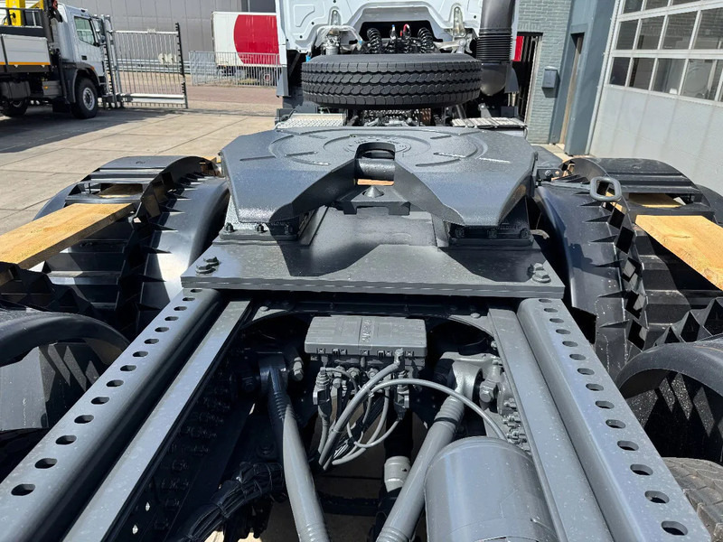 Nieuw Trekker Mercedes-Benz Arocs 4058 AS 6x6 Tractor Head 180T Push Pull EURO-3: afbeelding 20