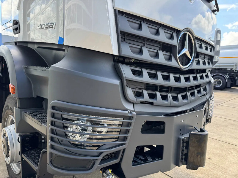 Nieuw Trekker Mercedes-Benz Arocs 4058 AS 6x6 Tractor Head 180T Push Pull EURO-3: afbeelding 6