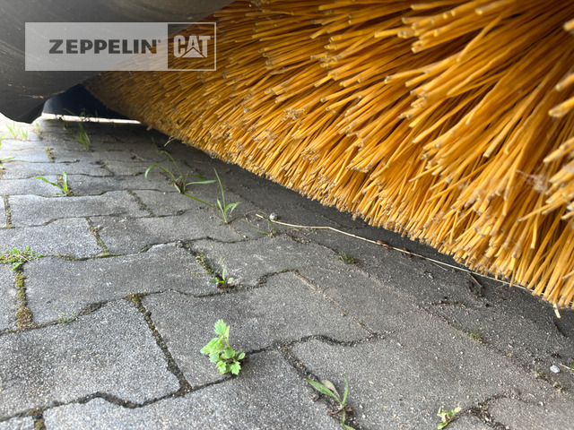 Cat Kehrmaschine BU118 - Veeg: afbeelding 5 Cat Kehrmaschine BU118 - Veeg: afbeelding 5