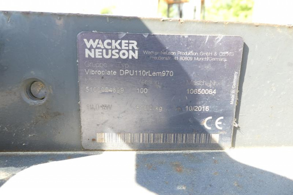 Wacker Neuson SE Rüttelplatte DPU 110rLem970 Baumaschine inkl. Fernbedienung - Bouwmachine: afbeelding 4 Wacker Neuson SE Rüttelplatte DPU 110rLem970 Baumaschine inkl. Fernbedienung - Bouwmachine: afbeelding 4
