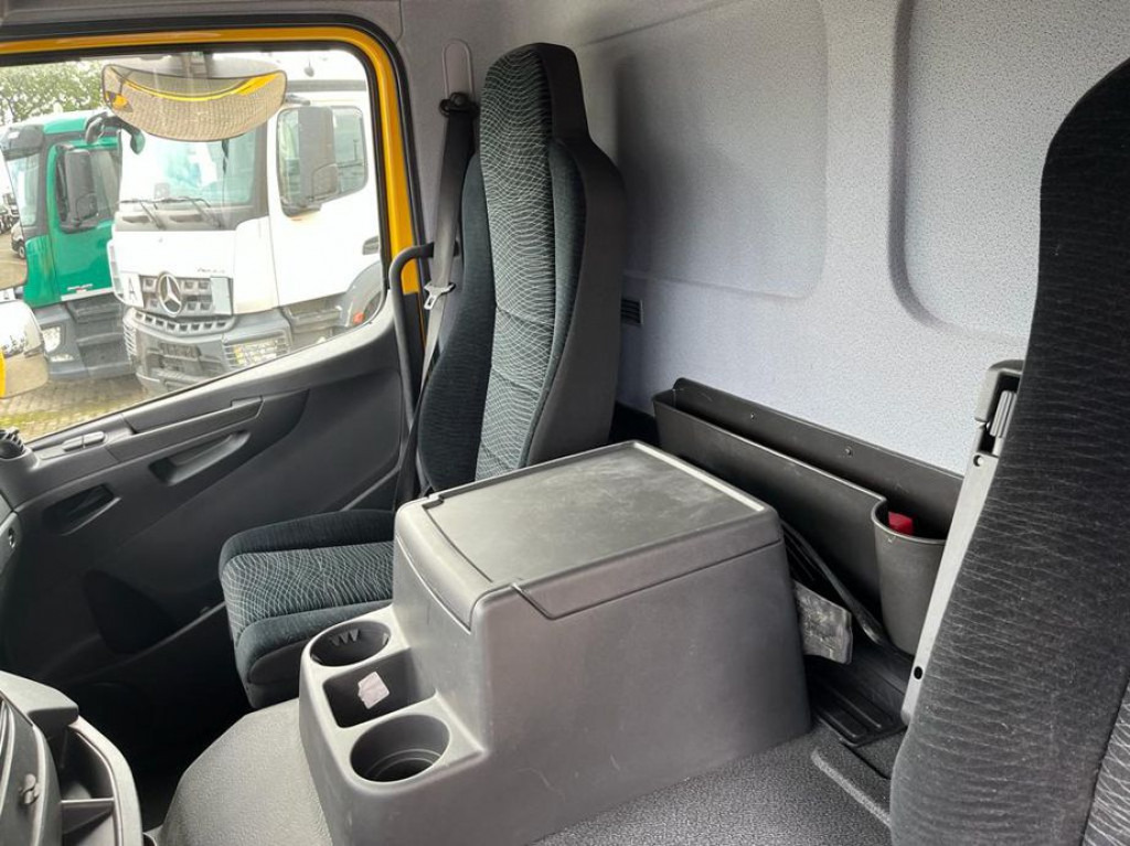 Schuifzeilen vrachtwagen MERCEDES-BENZ Atego 1224 L Pritsche LBW LBW 1.5to: afbeelding 8 Schuifzeilen vrachtwagen MERCEDES-BENZ Atego 1224 L Pritsche LBW LBW 1.5to: afbeelding 8