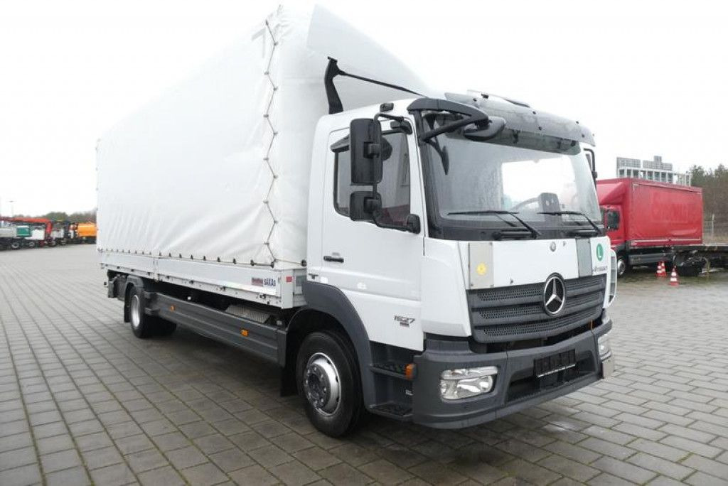 Mercedes-Benz Atego 1527 L Pritsche LBW - Schuifzeilen vrachtwagen: afbeelding 1 Mercedes-Benz Atego 1527 L Pritsche LBW - Schuifzeilen vrachtwagen: afbeelding 1