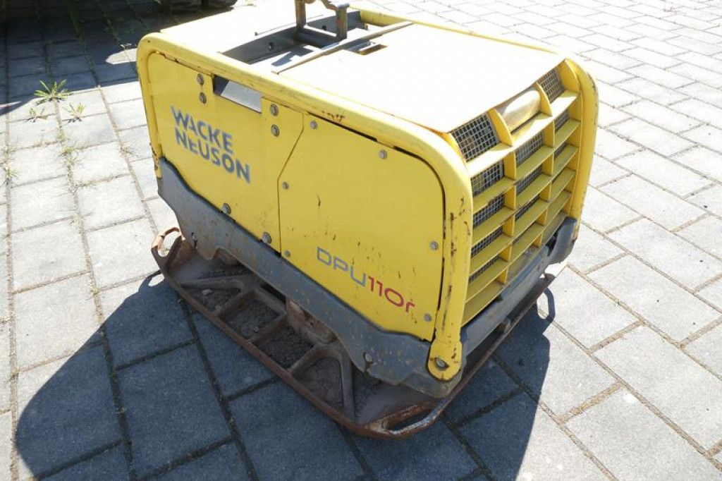 Wacker Rüttelplatte DPU 110rLem970 Baumaschine inkl. Fe - Trilplaat: afbeelding 2 Wacker Rüttelplatte DPU 110rLem970 Baumaschine inkl. Fe - Trilplaat: afbeelding 2