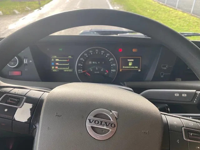 Volvo FH 13.460 "low deck" trekker, met volume oplegger Krone 102 cub. - Trekker: afbeelding 4 Volvo FH 13.460 "low deck" trekker, met volume oplegger Krone 102 cub. - Trekker: afbeelding 4