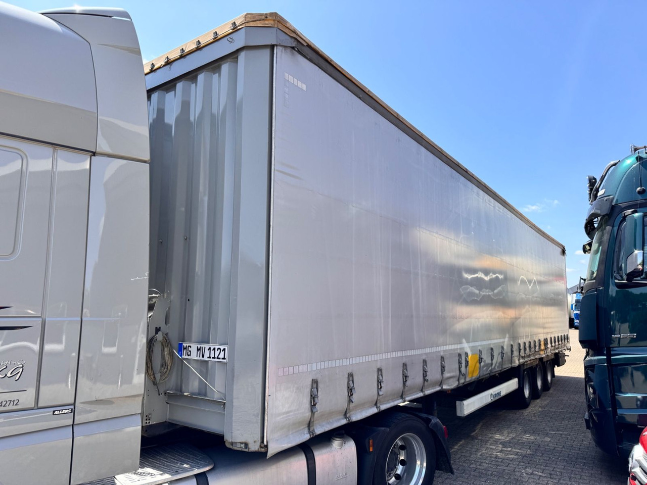 Krone SD Curtainsider MEGA Jumbo XL Zert Getränke etc - Schuifzeiloplegger: afbeelding 4 Krone SD Curtainsider MEGA Jumbo XL Zert Getränke etc - Schuifzeiloplegger: afbeelding 4
