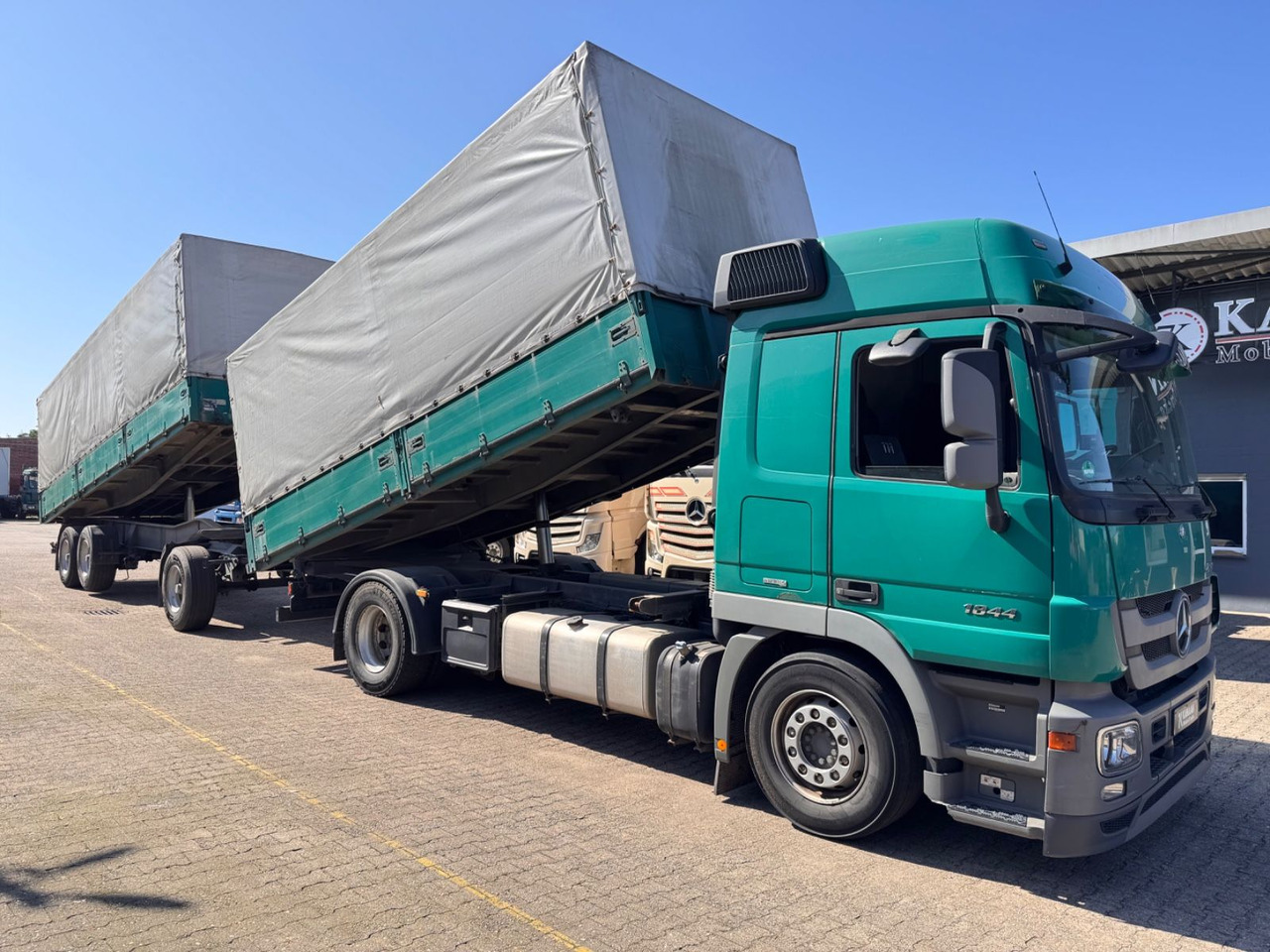 Mercedes-Benz 1844 Actros MP3 3-SeitenKipper Getreide Pritsche - Kipper vrachtwagen: afbeelding 1 Mercedes-Benz 1844 Actros MP3 3-SeitenKipper Getreide Pritsche - Kipper vrachtwagen: afbeelding 1