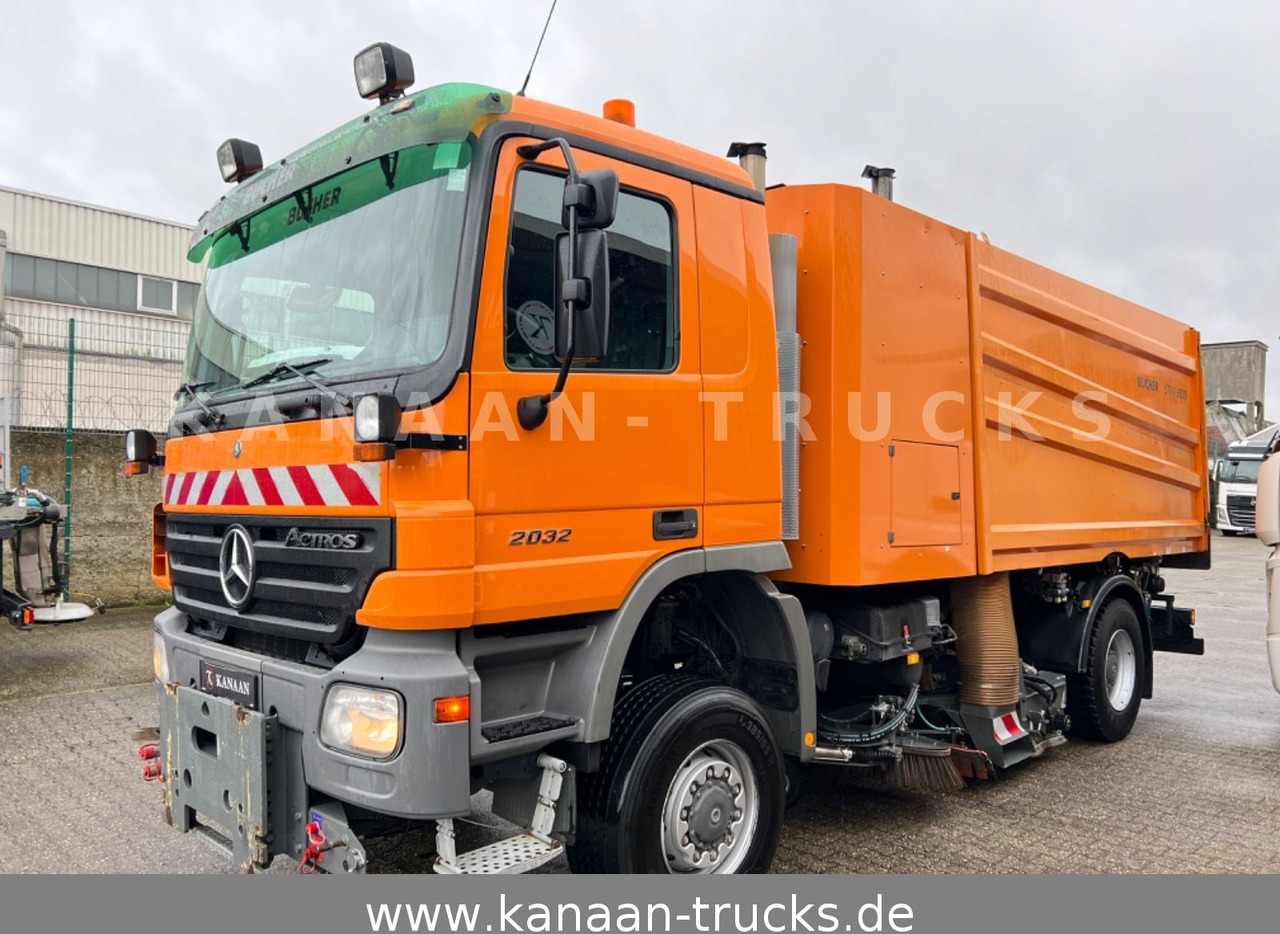 Mercedes-Benz 2032 Actros 4x4 Bucher STKF 9500 AIRPORT KLIMA - Veegwagen: afbeelding 3 Mercedes-Benz 2032 Actros 4x4 Bucher STKF 9500 AIRPORT KLIMA - Veegwagen: afbeelding 3