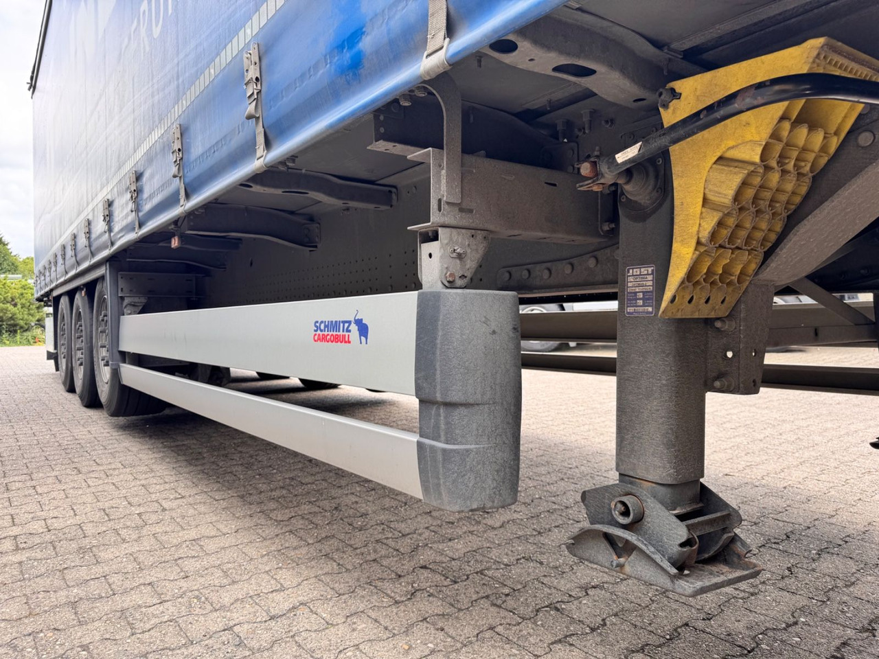 Schmitz Cargobull SCS 24/L-13.62 E B Curtainsider Unfall - Schuifzeiloplegger: afbeelding 4 Schmitz Cargobull SCS 24/L-13.62 E B Curtainsider Unfall - Schuifzeiloplegger: afbeelding 4
