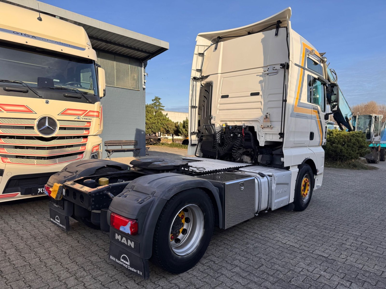 MAN TGX 18.460 4x2 BLS XXL Standklima - Trekker: afbeelding 3 MAN TGX 18.460 4x2 BLS XXL Standklima - Trekker: afbeelding 3