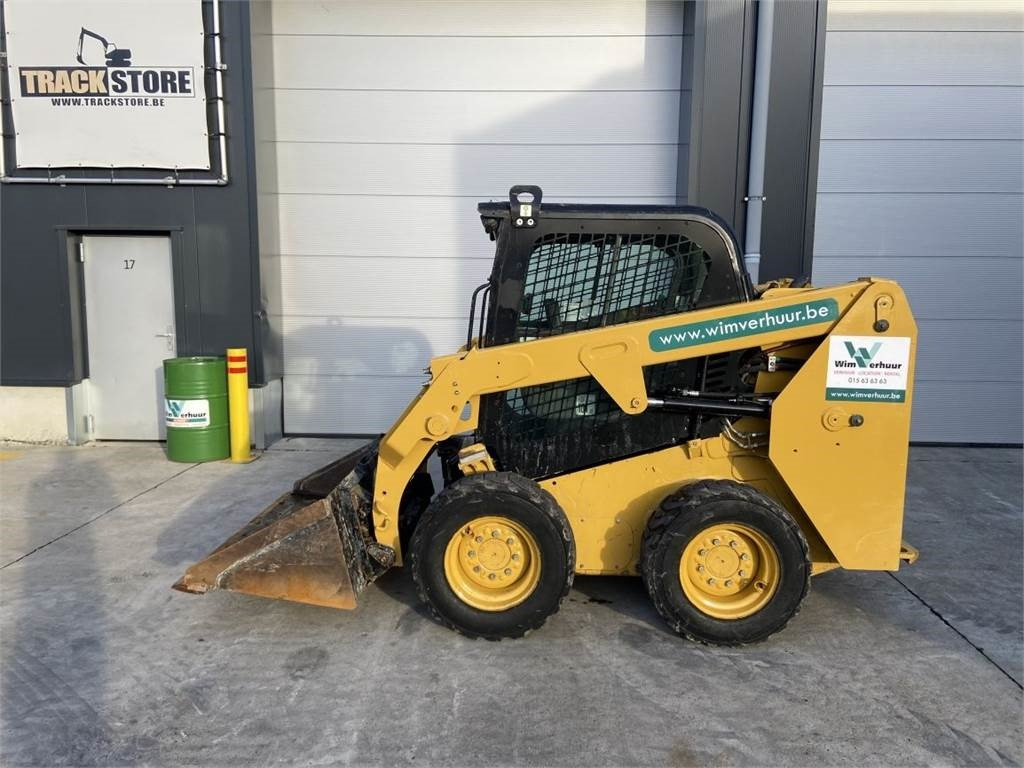 CAT 226 D3 (5867) - Schranklader: afbeelding 1 CAT 226 D3 (5867) - Schranklader: afbeelding 1