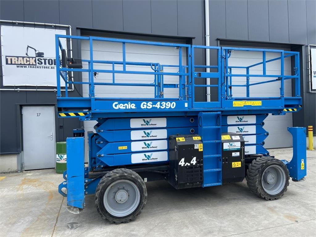 Genie GS4390RT (3214) - Schaarlift: afbeelding 3 Genie GS4390RT (3214) - Schaarlift: afbeelding 3