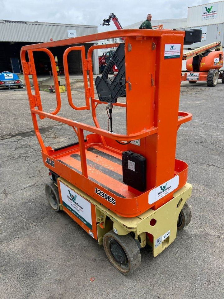 JLG 1230 ES (10150) - Schaarlift: afbeelding 4 JLG 1230 ES (10150) - Schaarlift: afbeelding 4