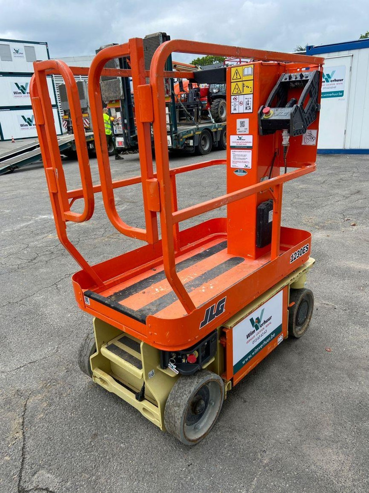 JLG 1230 ES (10150) - Schaarlift: afbeelding 5 JLG 1230 ES (10150) - Schaarlift: afbeelding 5