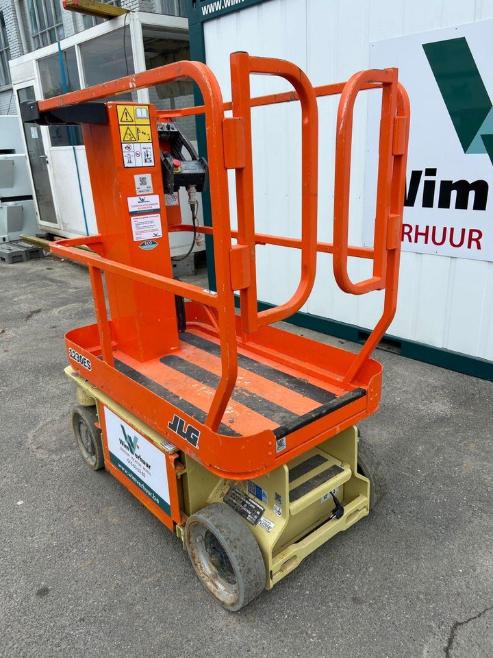 JLG 1230 ES (10150) - Schaarlift: afbeelding 3 JLG 1230 ES (10150) - Schaarlift: afbeelding 3