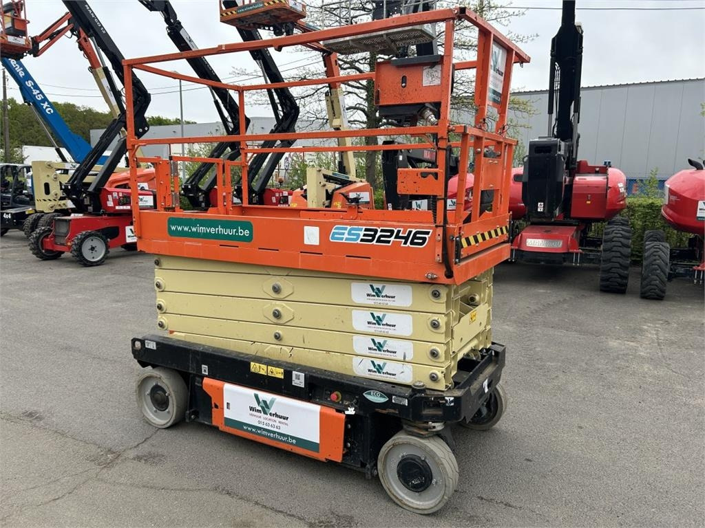 JLG 3246ES (6778) - Schaarlift: afbeelding 5 JLG 3246ES (6778) - Schaarlift: afbeelding 5