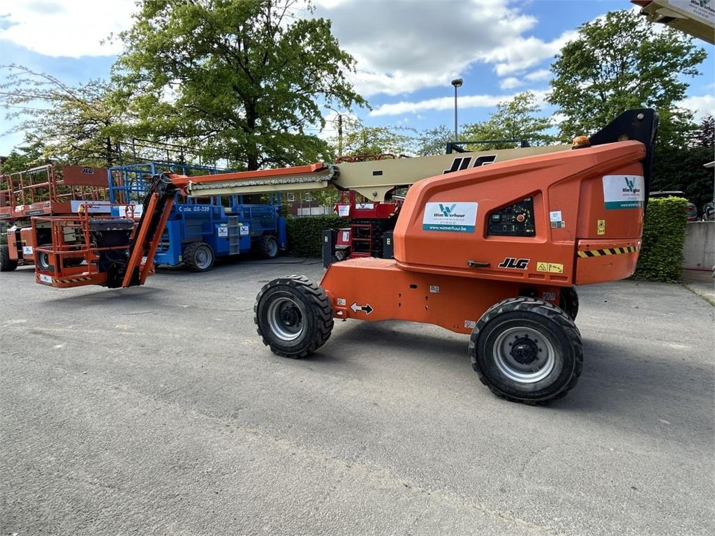 JLG 460SJ (4568)  - Telescoophoogwerker: afbeelding 2 JLG 460SJ (4568)  - Telescoophoogwerker: afbeelding 2