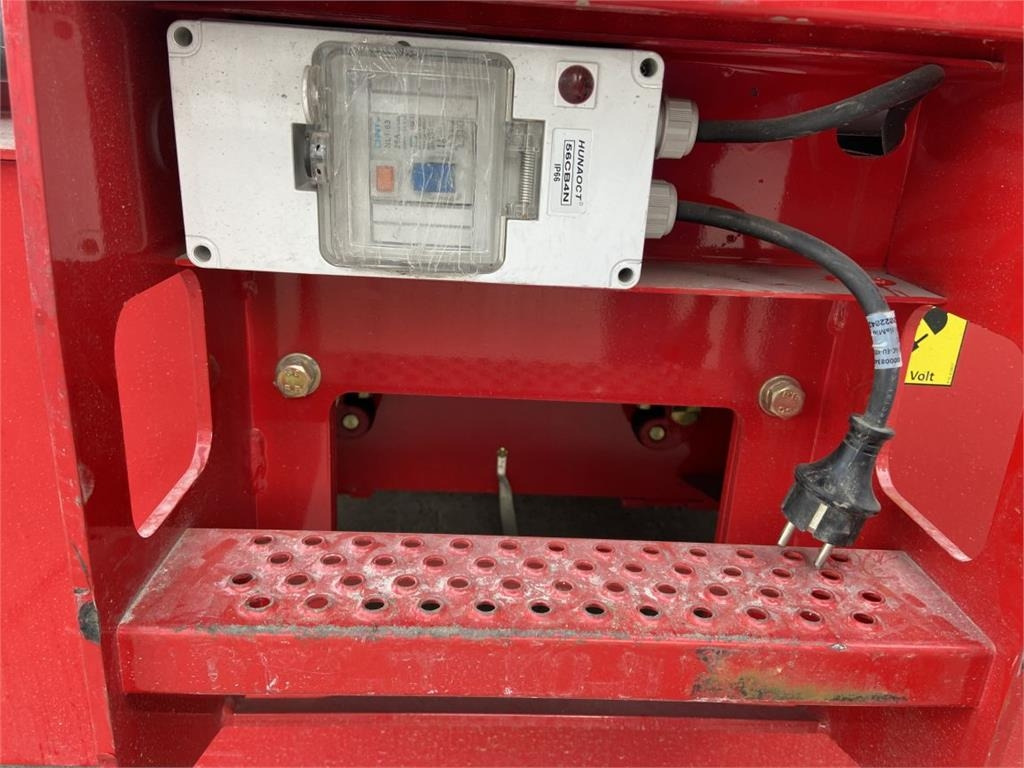 Magni ES1612ACP (7896) - Schaarlift: afbeelding 4 Magni ES1612ACP (7896) - Schaarlift: afbeelding 4