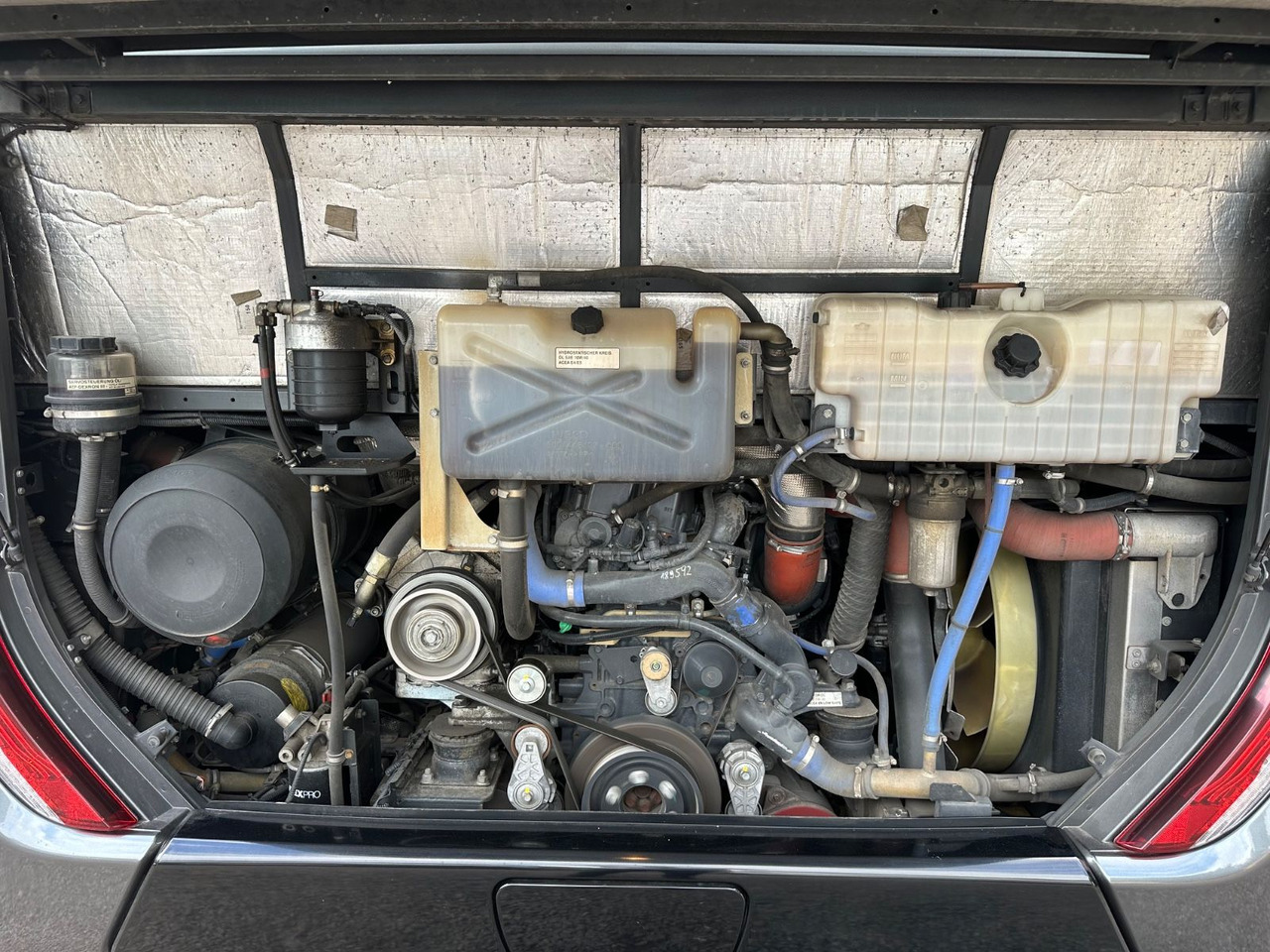 Iveco EVADYS H (55 Sitze*Schalt*176 tKm) - Minibus, Personenvervoer: afbeelding 4 Iveco EVADYS H (55 Sitze*Schalt*176 tKm) - Minibus, Personenvervoer: afbeelding 4