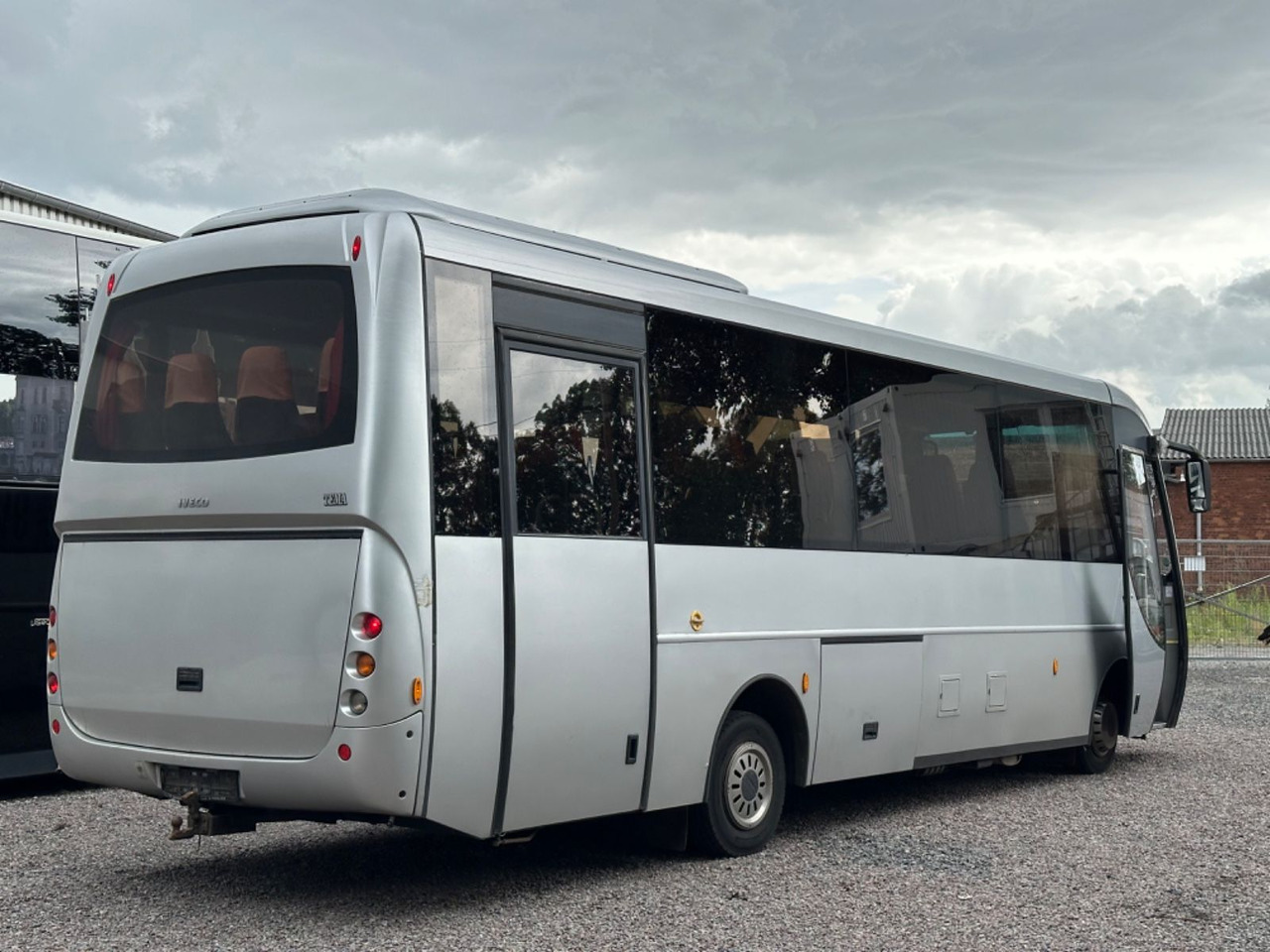 Iveco Kapena Tema 100 (32*Sitze*DE*TOP*Schalt) O510 Iveco Kapena Tema 100 ,  O 510, 818, Rapido - Minibus, Personenvervoer: afbeelding 3 Iveco Kapena Tema 100 (32*Sitze*DE*TOP*Schalt) O510 Iveco Kapena Tema 100 ,  O 510, 818, Rapido - Minibus, Personenvervoer: afbeelding 3