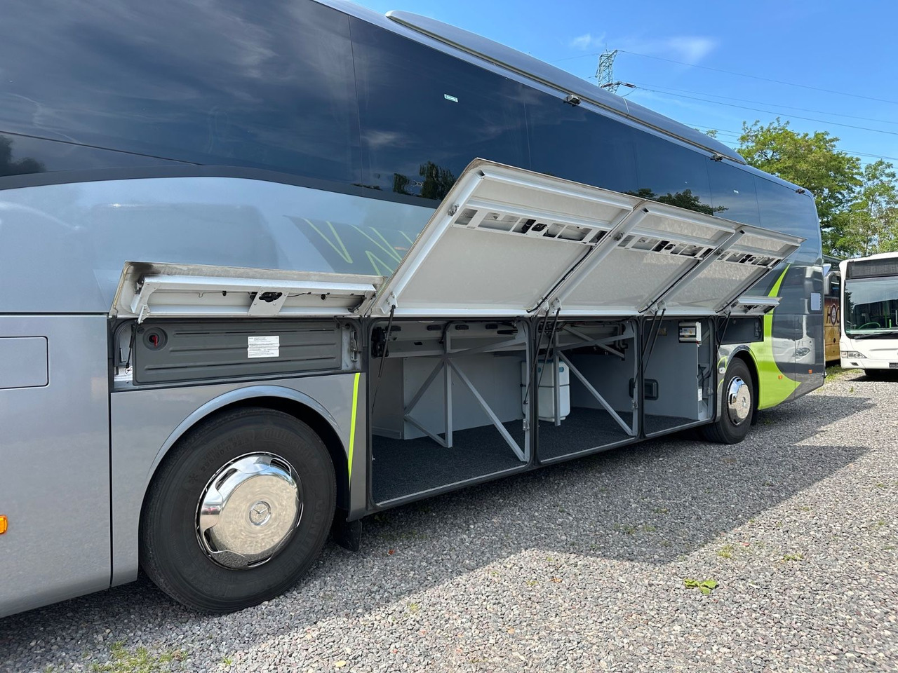 Mercedes-Benz Tourismo E 15 RHD (wenig Km*TOP*DE) - Touringcar: afbeelding 4 Mercedes-Benz Tourismo E 15 RHD (wenig Km*TOP*DE) - Touringcar: afbeelding 4