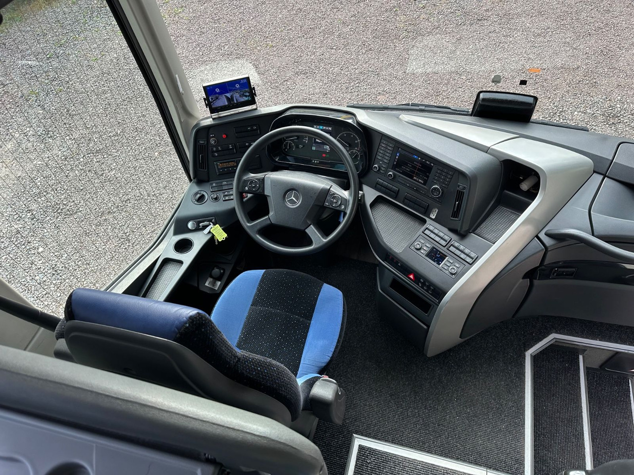 Mercedes-Benz Tourismo E 16 RHD-M/2A (wenig Km*TOP*61 Sitze) - Touringcar: afbeelding 4 Mercedes-Benz Tourismo E 16 RHD-M/2A (wenig Km*TOP*61 Sitze) - Touringcar: afbeelding 4