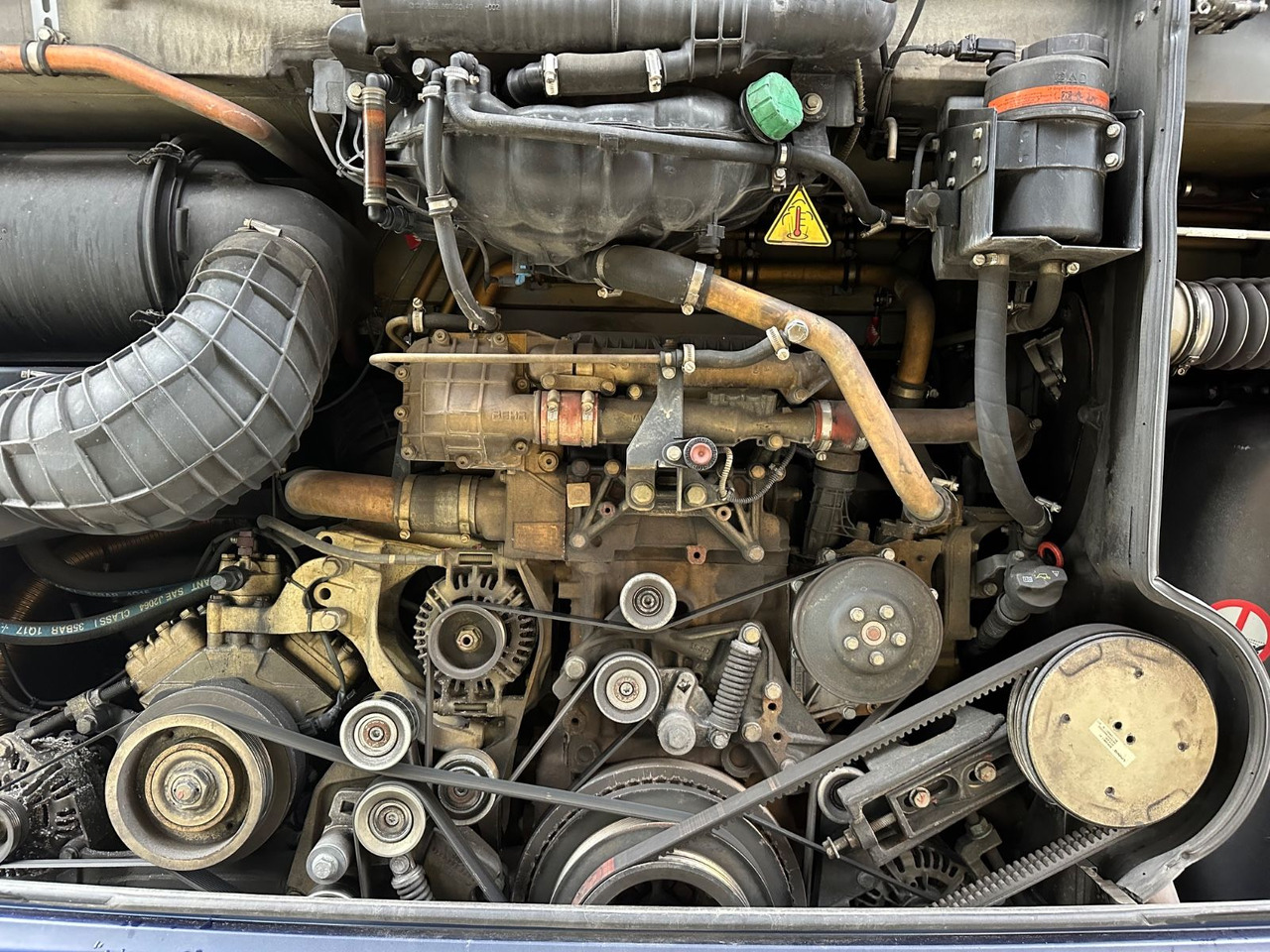 Mercedes-Benz Travego O580 16 RHD-M (LuxLine*TOP*DE) - Touringcar: afbeelding 3 Mercedes-Benz Travego O580 16 RHD-M (LuxLine*TOP*DE) - Touringcar: afbeelding 3