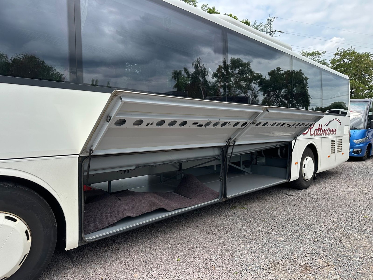 Setra S 415 UL Business (54 SchlafSitze*Klima)UL-GT - Streekbus: afbeelding 4 Setra S 415 UL Business (54 SchlafSitze*Klima)UL-GT - Streekbus: afbeelding 4