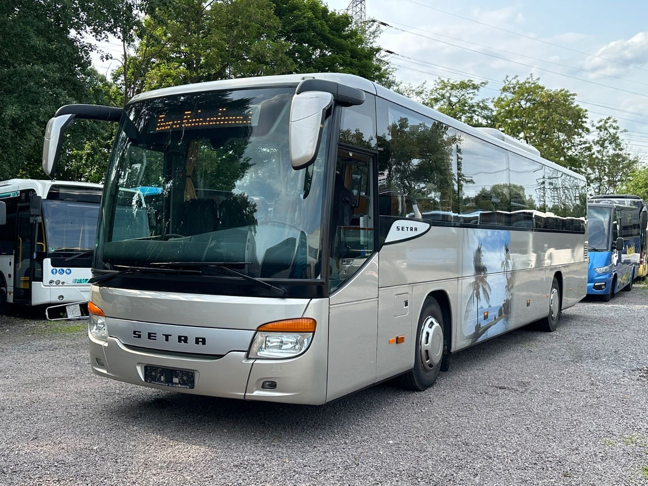 Setra S 415 UL GT (Motor neu*TOP) - Streekbus: afbeelding 2 Setra S 415 UL GT (Motor neu*TOP) - Streekbus: afbeelding 2