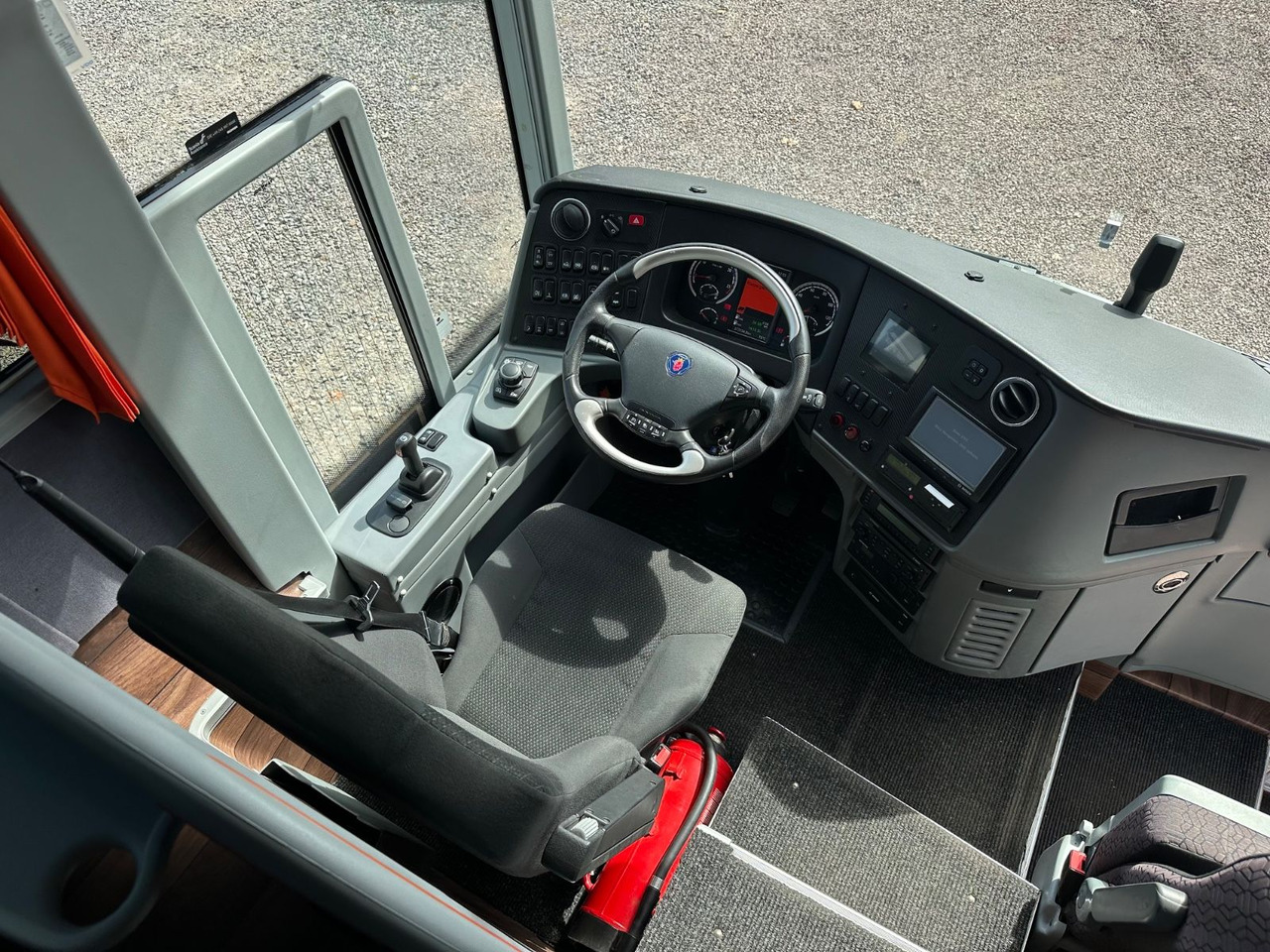 Vanhool VanHool x Scania TX 16 ACRON 6x2 (Euro6*55 Sitze - Touringcar: afbeelding 4 Vanhool VanHool x Scania TX 16 ACRON 6x2 (Euro6*55 Sitze - Touringcar: afbeelding 4