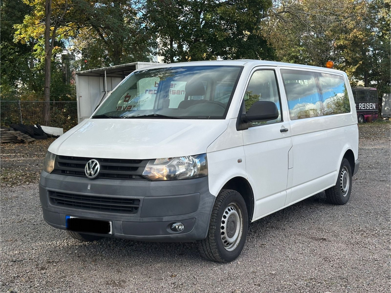 Volkswagen T5 Kombi - Personenvervoer: afbeelding 1 Volkswagen T5 Kombi - Personenvervoer: afbeelding 1
