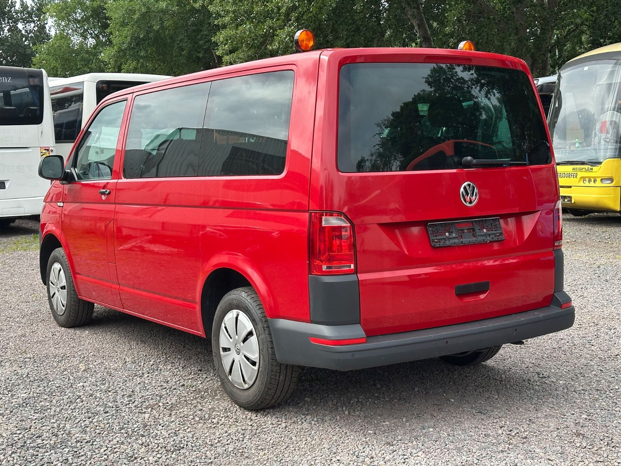 Volkswagen T6 Kombi (PDC Hi*ACC*StandHz*9 Sitzer*AC) - Personenvervoer: afbeelding 3 Volkswagen T6 Kombi (PDC Hi*ACC*StandHz*9 Sitzer*AC) - Personenvervoer: afbeelding 3